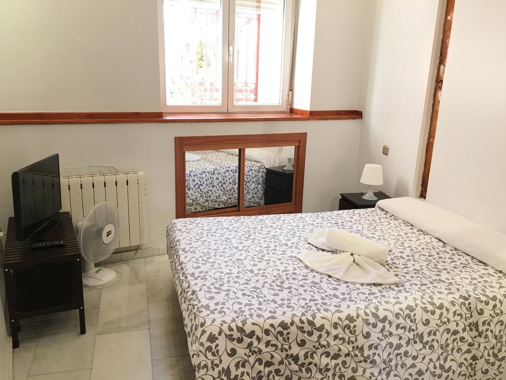 Apartamentos Good Stay Prado Madrid Ngoại thất bức ảnh