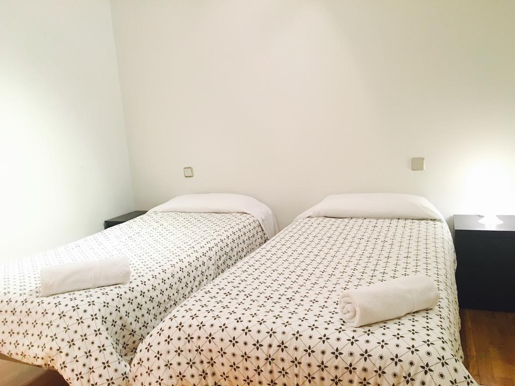Apartamentos Good Stay Prado Madrid Ngoại thất bức ảnh